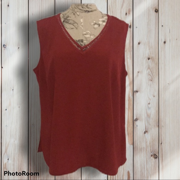 Laura Scott Tops - Laura Scott Burgundy Top 20W